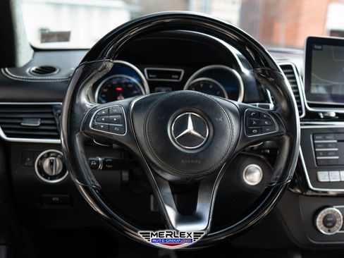 Used 2017 Mercedes-Benz GLS 550 4MATIC image 25