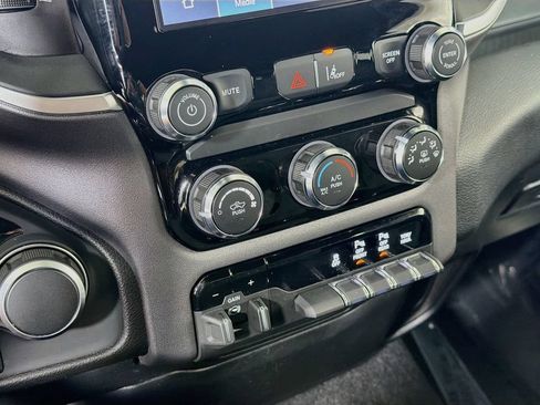 Used 2025 RAM 1500 Big Horn AWD/4WD image 16