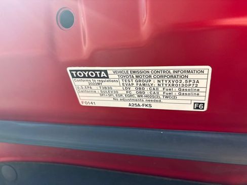Certified 2022 Toyota Camry SE FWD image 10