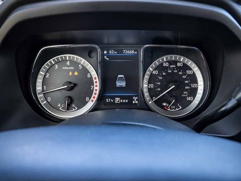 Used 2019 Nissan Titan SL w/ Midnight Edition AWD/4WD image 38