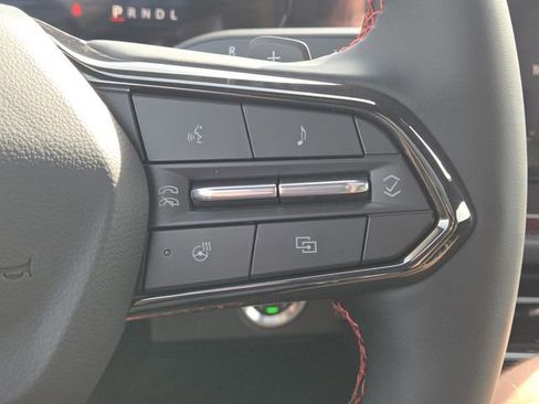 New 2026 Chevrolet Traverse RS w/ LPO, Floor Liner Package AWD/4WD image 17