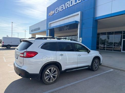 Used 2022 Subaru Ascent Touring w/ Popular Package #2A AWD/4WD image 2