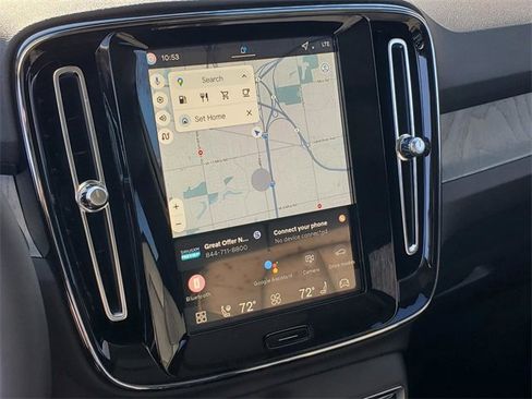 New 2026 Volvo XC40 B5 Plus w/ Protection Package Premier image 21