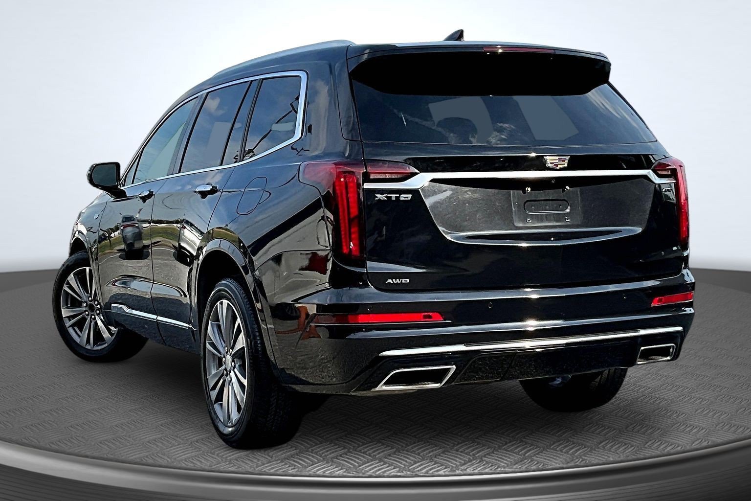 Used 2020 Cadillac XT6 Premium Luxury AWD/4WD image 3