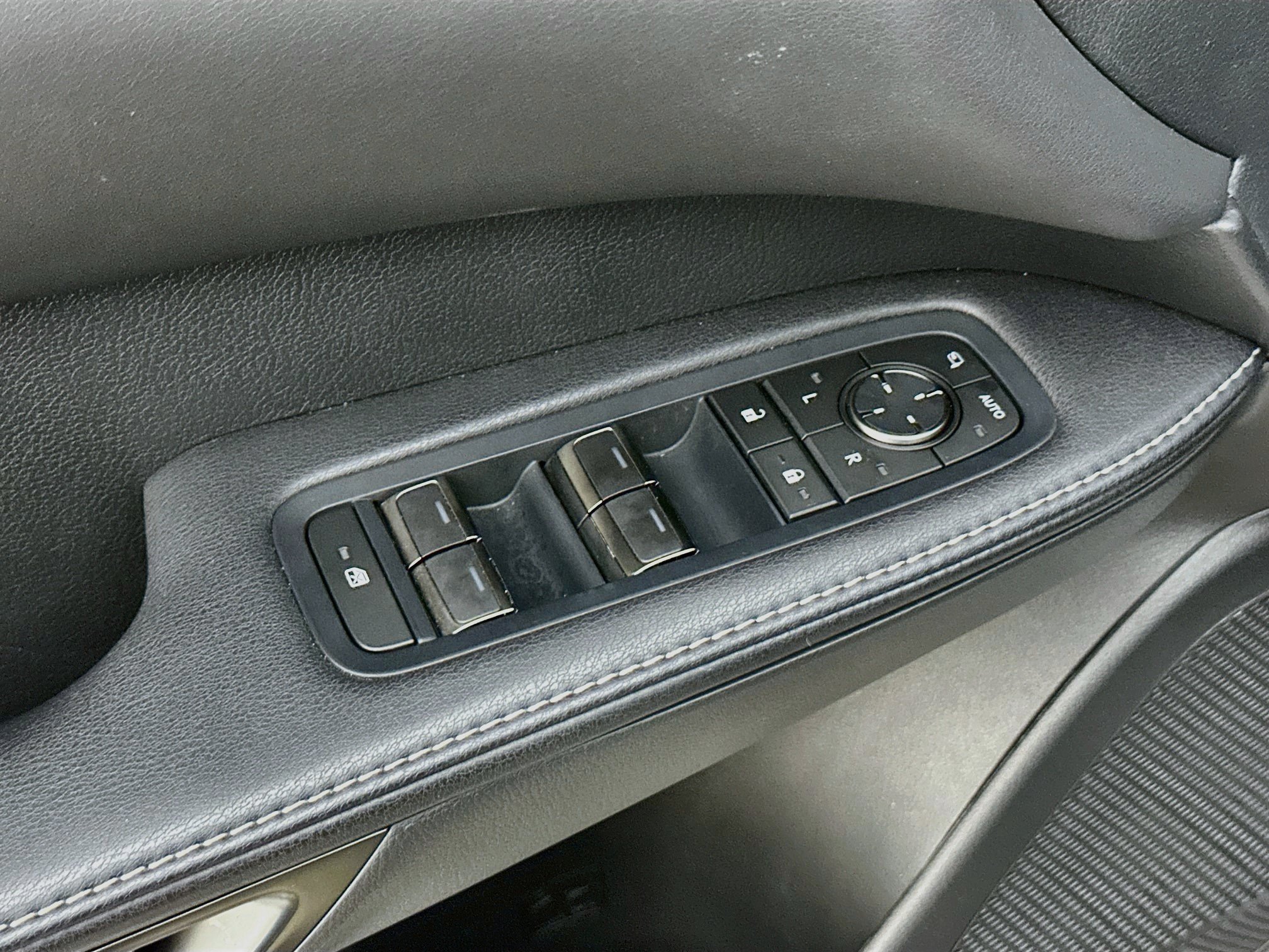 Used 2024 Lexus RX 350 Premium w/ Convenience Package FWD image 15