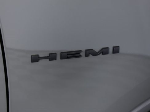 Used 2025 Dodge Durango R/T w/ Blacktop Package image 9