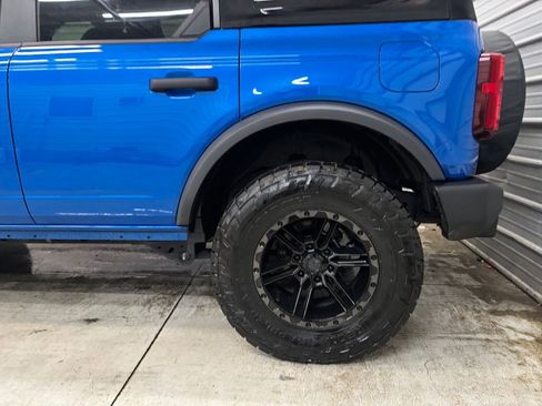 Used 2023 Ford Bronco 4-Door image 8