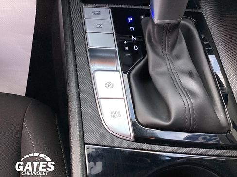 Used 2025 Hyundai Elantra SEL FWD image 26