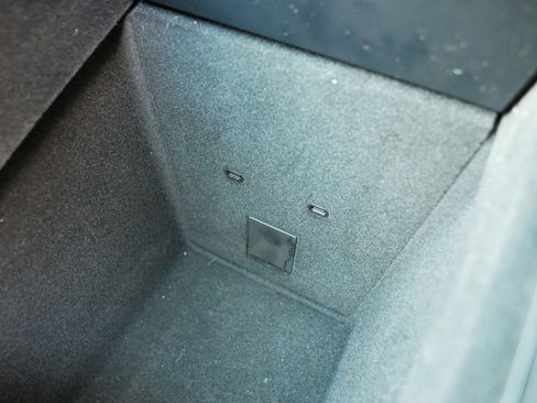 Used 2024 Tesla Model X image 33