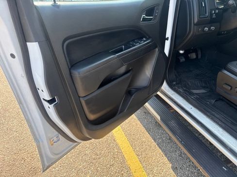 Used 2021 GMC Canyon AT4 w/ Driver Alert Package AWD/4WD image 11