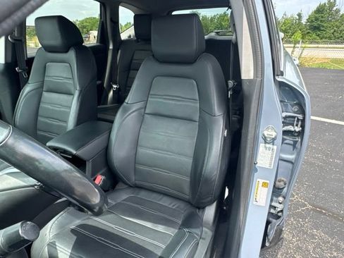 Used 2022 Honda CR-V Touring image 9