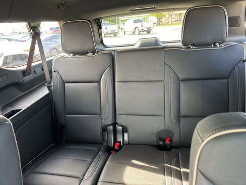 New 2026 GMC Yukon XL Elevation w/ Elevation Premium Package image 28