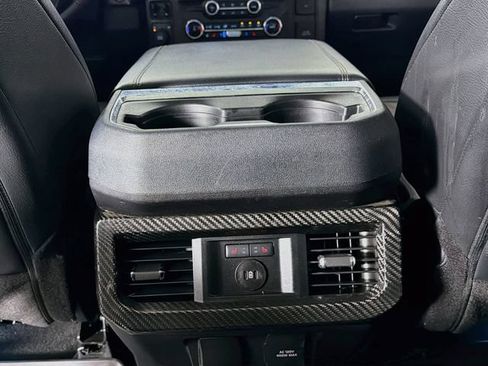 Used 2024 Ford F250 Lariat w/ Lariat Ultimate Package AWD/4WD image 32