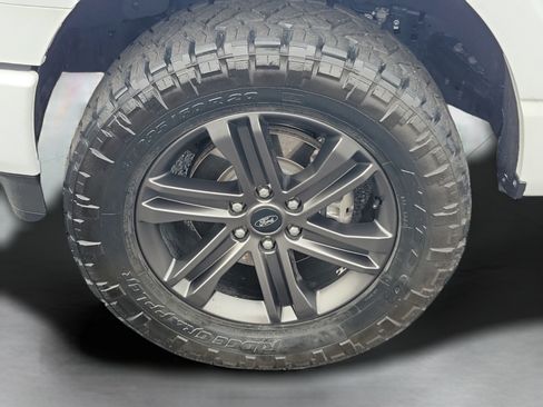 Certified 2022 Ford F150 Lariat AWD/4WD image 30