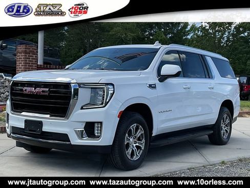 Used 2021 GMC Yukon XL SLE w/ Gmc Pro Safety Plus Package AWD/4WD image 3