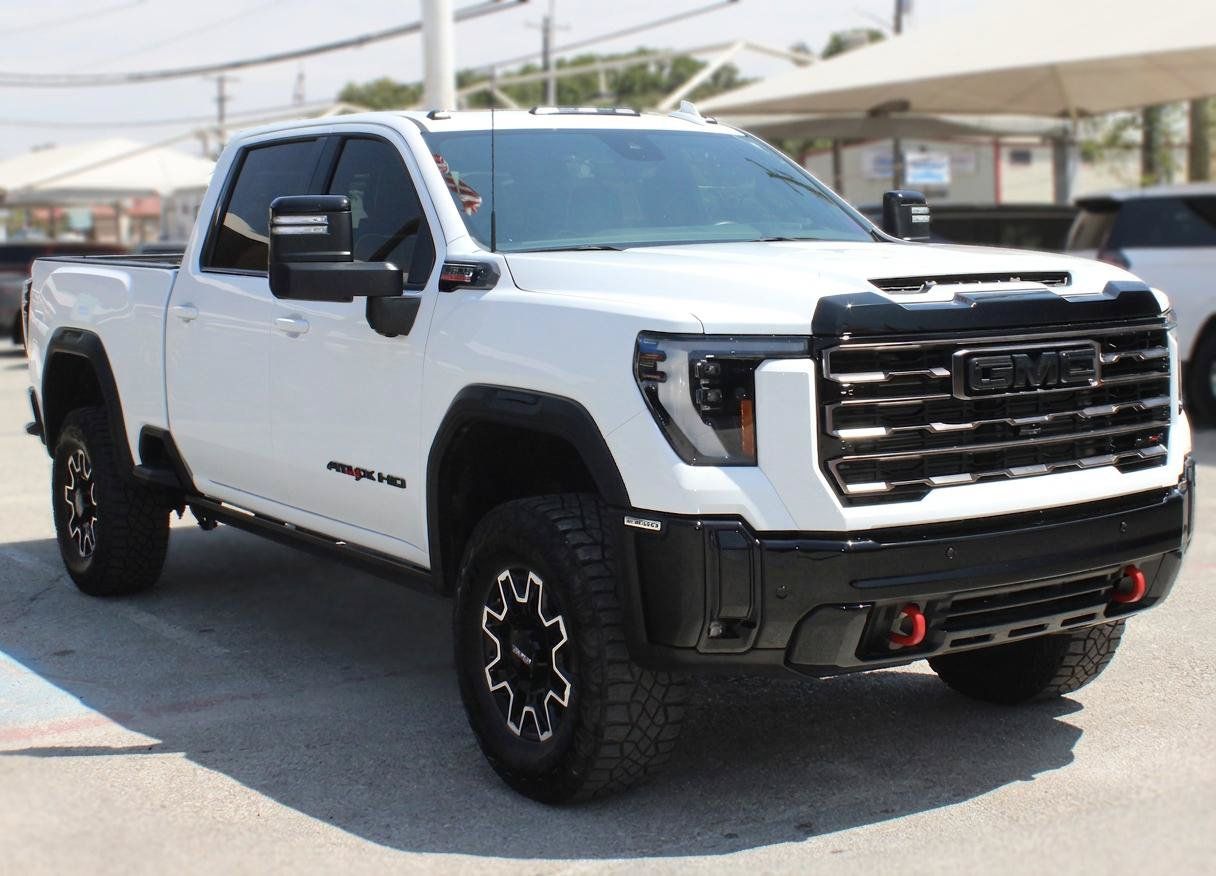Used 2026 GMC Sierra 2500 AT4X w/ Snow Plow Prep/Camper Package AWD/4WD image 2