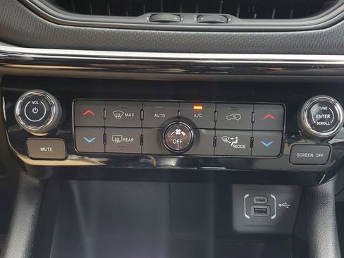 New 2026 Jeep Compass Trailhawk image 30