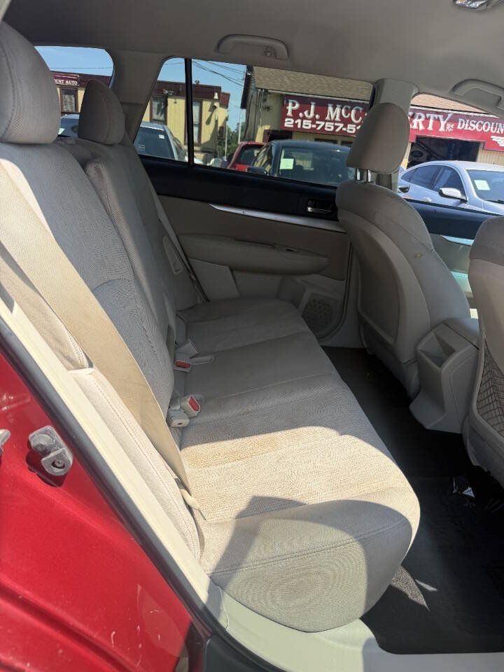 Used 2014 Subaru Outback 2.5i Premium AWD/4WD image 8