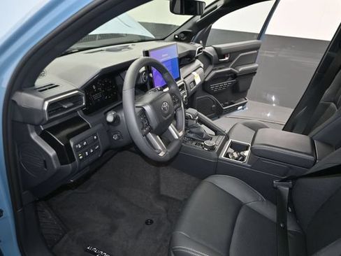 New 2026 Toyota 4Runner Limited AWD/4WD image 4