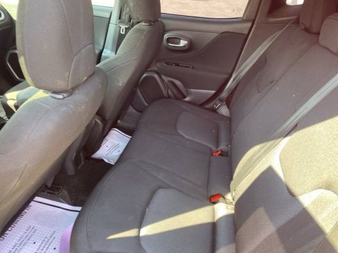 Used 2020 Jeep Renegade Sport image 11