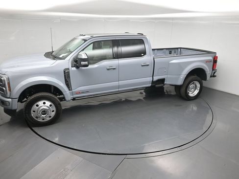 New 2026 Ford F450 Platinum w/ Platinum Plus Package AWD/4WD image 40