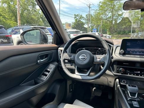 Certified 2023 Nissan Rogue SV w/ SV Premium B Package AWD/4WD image 23