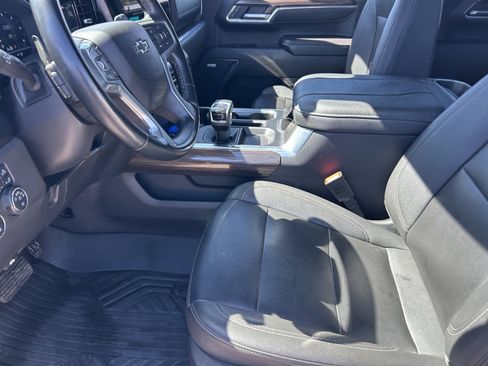 Used 2023 Chevrolet Silverado 1500 LT Trail Boss w/ LT Trail Boss Premium Package AWD/4WD image 10