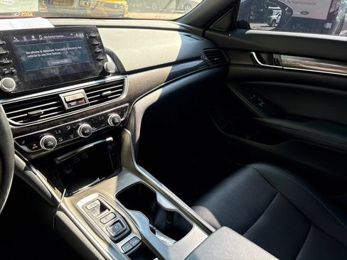 Used 2021 Honda Accord Sport image 15
