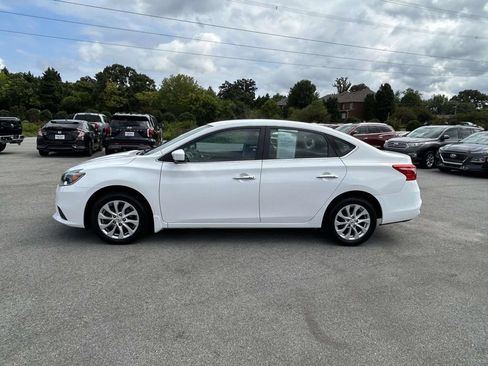 Used 2019 Nissan Sentra SV FWD image 12