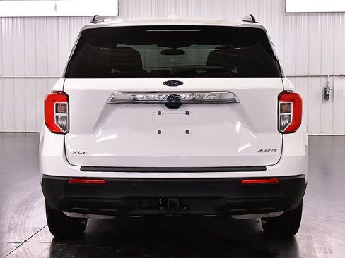 Used 2024 Ford Explorer XLT w/ Class IV Trailer Tow Package image 6