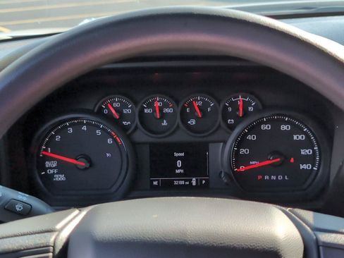 Used 2025 Chevrolet Silverado 1500 W/T w/ WT Value Package RWD image 27