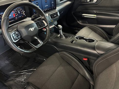 Used 2024 Ford Mustang Coupe RWD image 10
