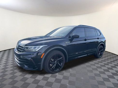 Used 2023 Volkswagen Tiguan SE R-Line FWD image 1