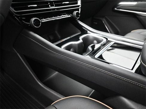 New 2026 Chevrolet Traverse High Country w/ LPO, Floor Liner Package image 24