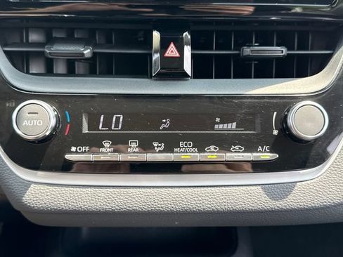 Certified 2023 Toyota Corolla LE AWD/4WD image 27
