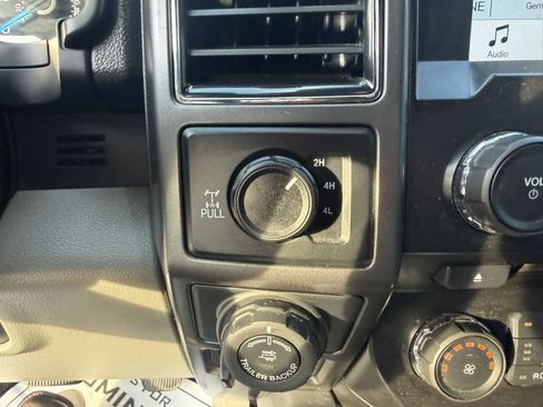 Used 2018 Ford F150 XLT w/ Equipment Group 302A Luxury AWD/4WD image 28