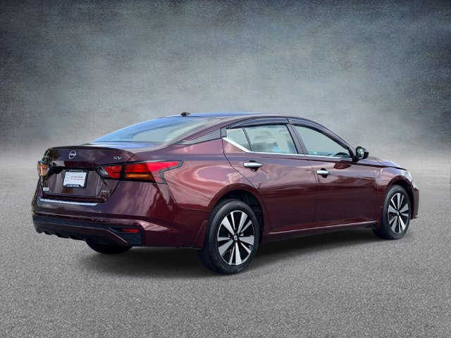 Used 2023 Nissan Altima 2.5 SV AWD/4WD image 2