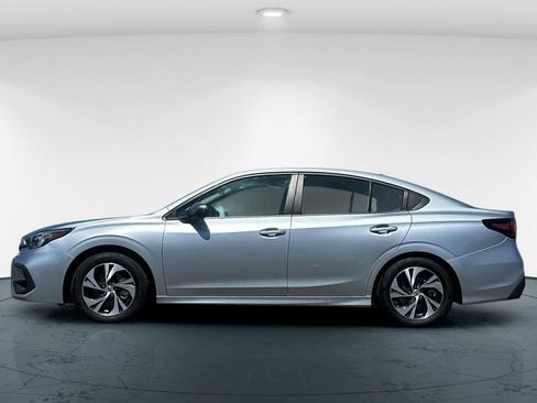 Used 2025 Subaru Legacy Premium AWD/4WD image 9