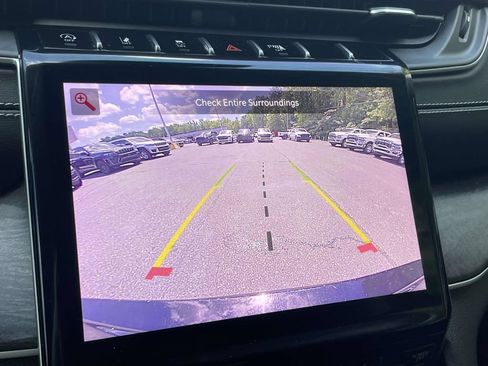 Certified 2023 Jeep Grand Cherokee L Limited AWD/4WD image 39