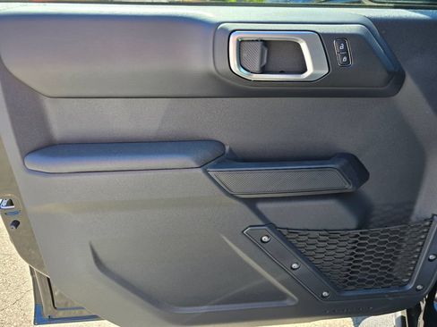New 2026 Ford Bronco Badlands AWD/4WD image 8