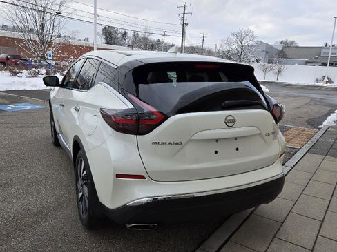 Used 2024 Nissan Murano SL image 11