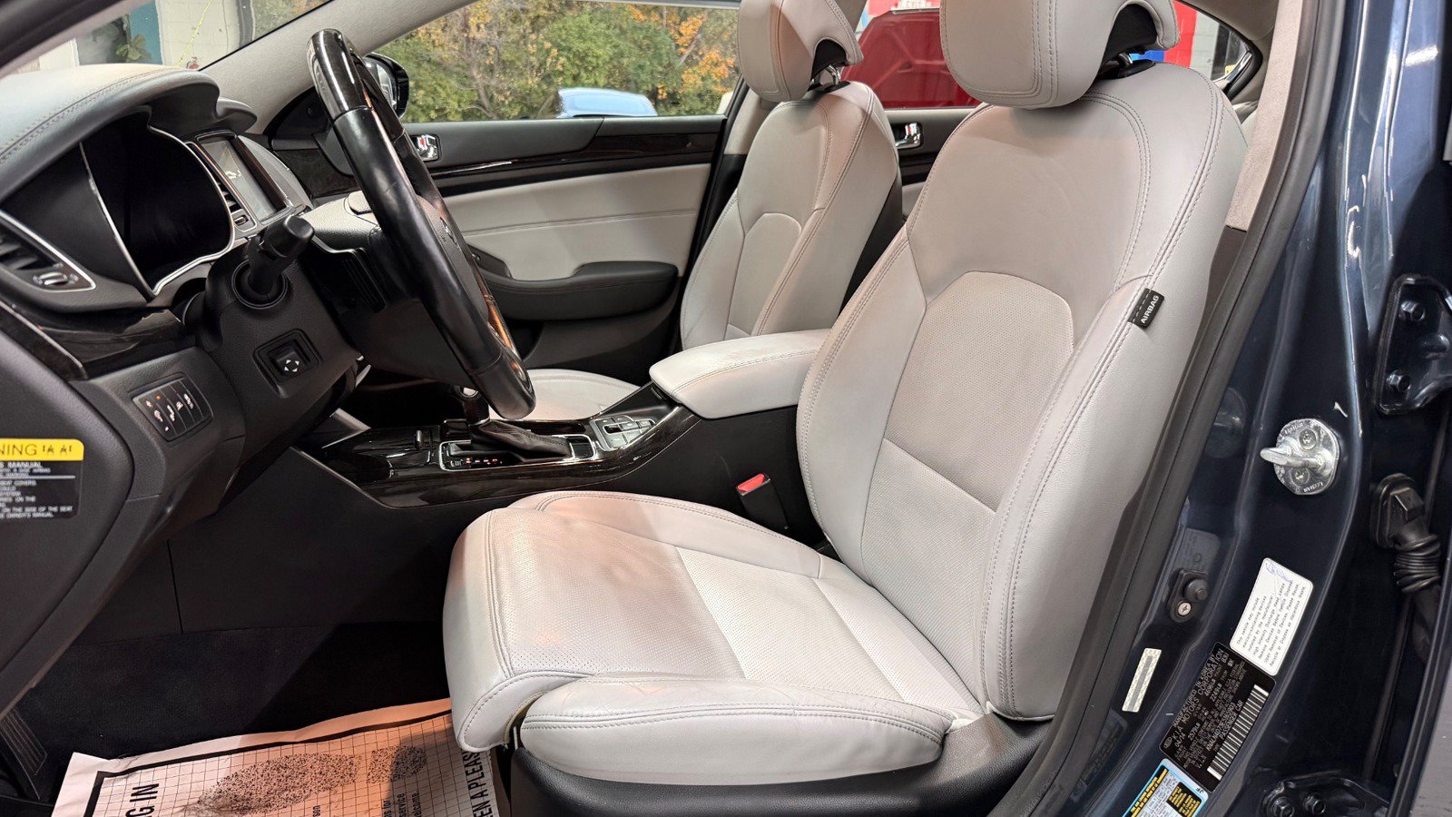 Used 2014 Kia Cadenza Limited FWD image 26