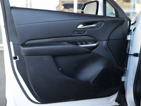 Used 2023 Cadillac XT4 Sport image 23