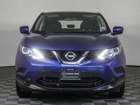 Used 2018 Nissan Rogue Sport S w/ S Appearance Package image 2