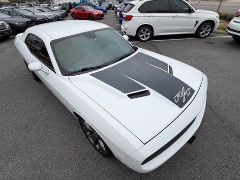 Used 2015 Dodge Challenger R/T w/ Quick Order Package 28B R/T image 5