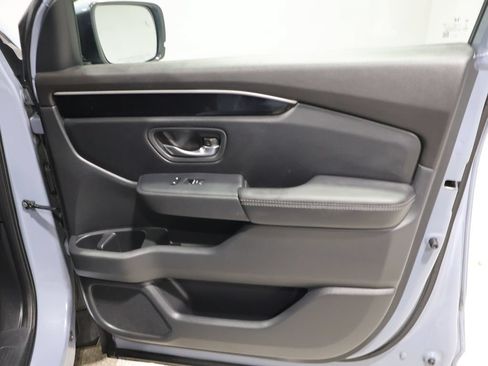 Used 2023 Honda Pilot Touring image 26