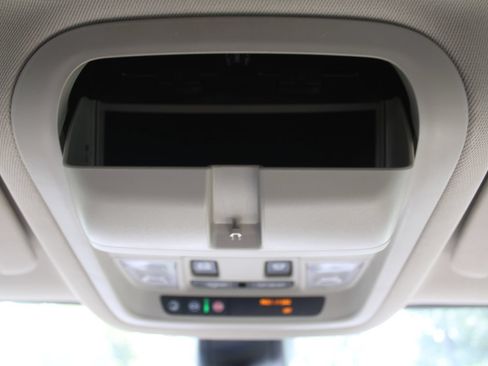 Used 2019 GMC Acadia Denali w/ Technology Package FWD image 63