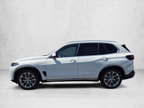 New 2026 BMW X5 xDrive50e AWD/4WD image 5