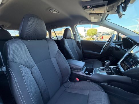 Used 2023 Subaru Outback Premium AWD/4WD image 19