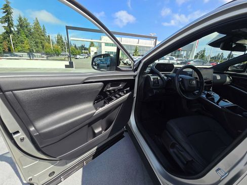 Used 2023 Toyota bZ4X AWD w/ Weather Package image 20